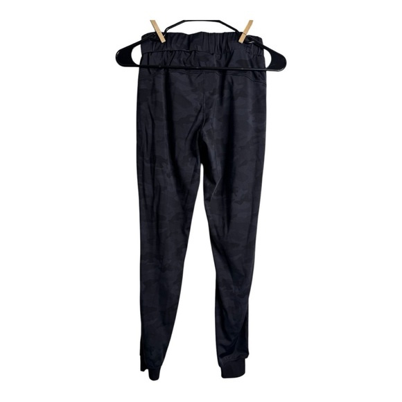 Zyia Slate Camo Strong Joggers - Picture 3 of 5